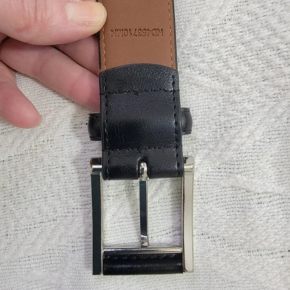 NORDSTROM Men's‎ Dress Belt Black Leather Silver Buckle Size 40 EUC